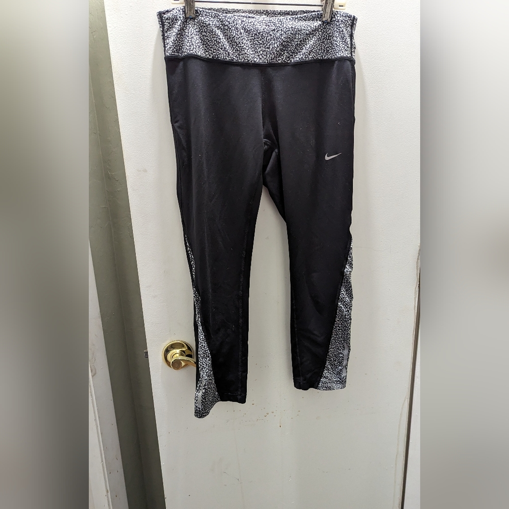 Nike Running Capris Black animal print Dri Fit Medium